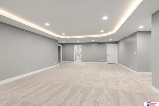 9430 Wilderness Sky Drive, Lincoln, NE 68516