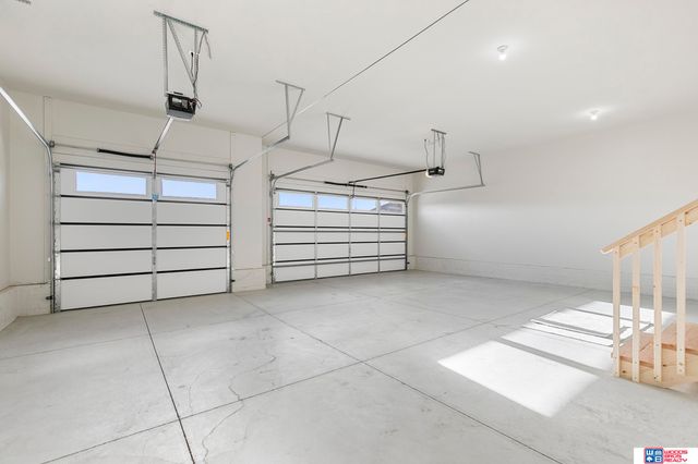 9430 Wilderness Sky Drive, Lincoln, NE 68516