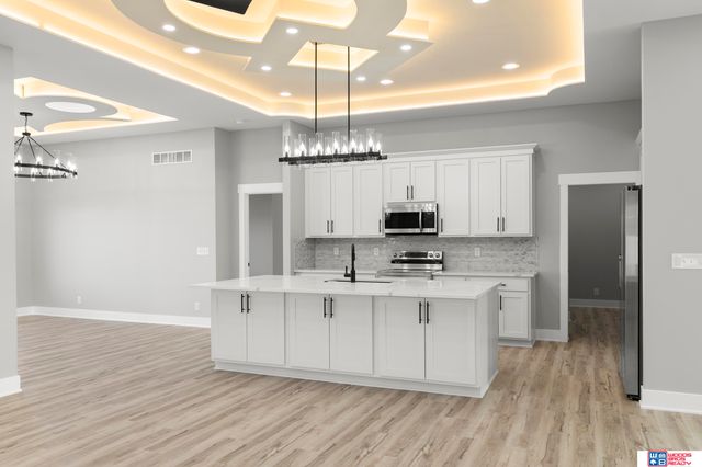 9430 Wilderness Sky Drive, Lincoln, NE 68516