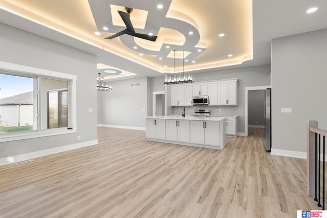 9430 Wilderness Sky Drive, Lincoln, NE 68516