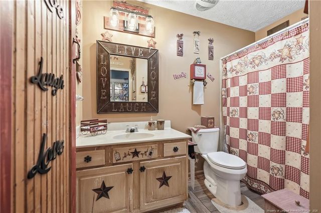 949 Adcox Road, Raeford, NC 28376