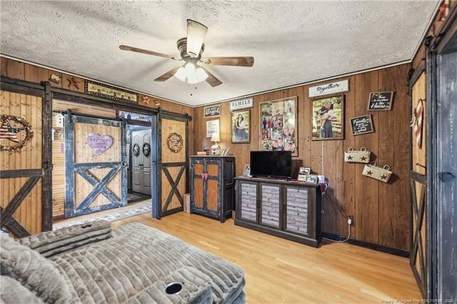 949 Adcox Road, Raeford, NC 28376