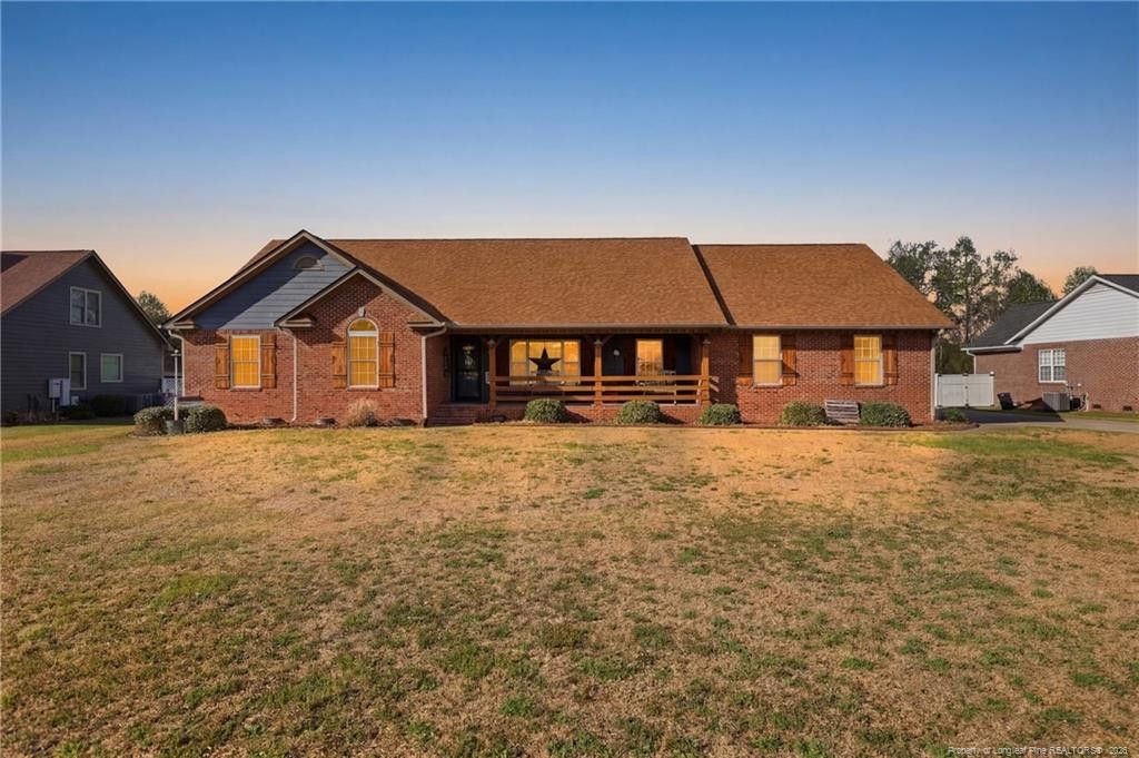 949 Adcox Road, Raeford, NC 28376
