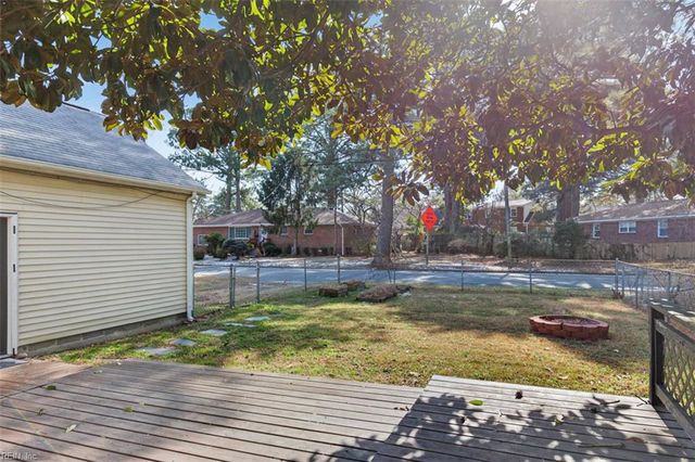 173 Swanson RD, Norfolk, VA 23503