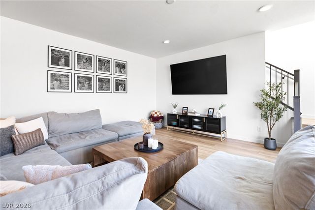 6381 Redstone Hills Drive, Las Vegas, NV 89148