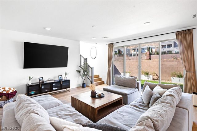 6381 Redstone Hills Drive, Las Vegas, NV 89148