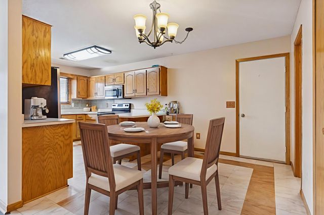 4104 White Bear Parkway, White Bear Lake, MN 55110