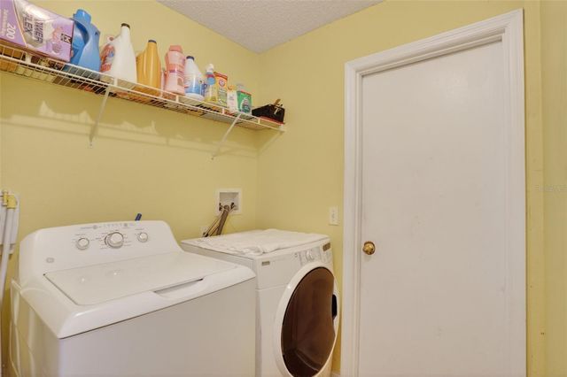 6820 POMEROY CIRCLE, Orlando, FL 32810