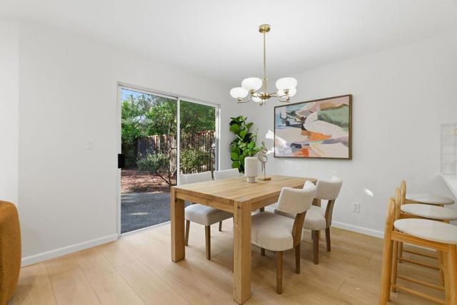 928 Knightsbridge Lane, Redwood City, CA 94061