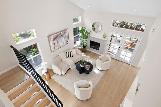 928 Knightsbridge Lane, Redwood City, CA 94061