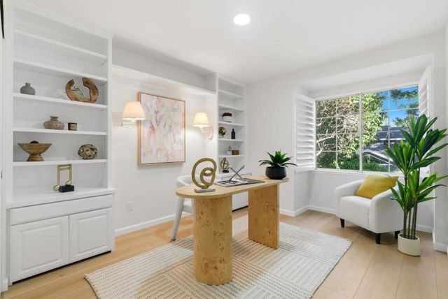 928 Knightsbridge Lane, Redwood City, CA 94061