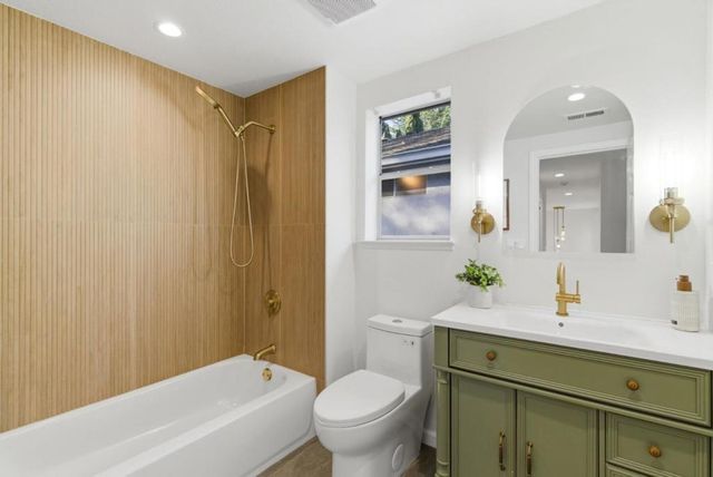 928 Knightsbridge Lane, Redwood City, CA 94061