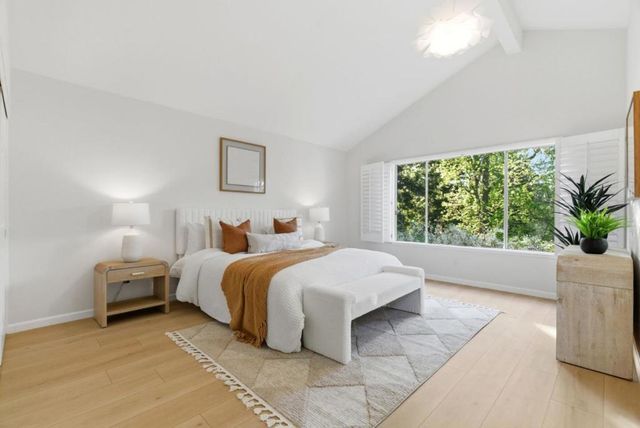 928 Knightsbridge Lane, Redwood City, CA 94061