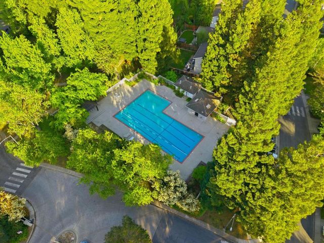 928 Knightsbridge Lane, Redwood City, CA 94061