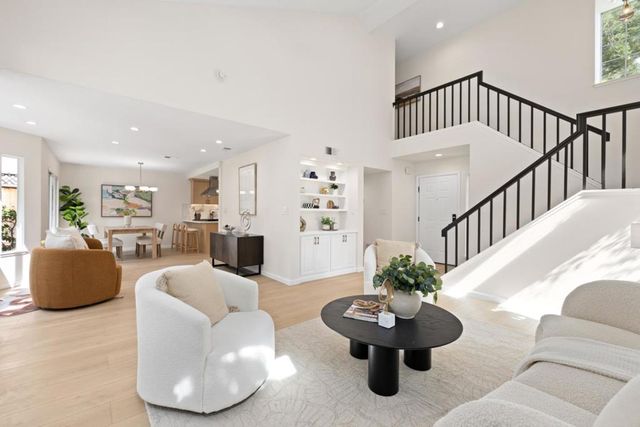 928 Knightsbridge Lane, Redwood City, CA 94061