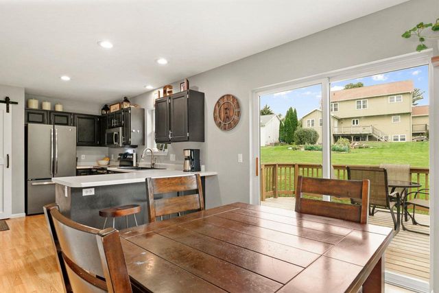 120 Terrace Court, Mount Horeb, WI 53572