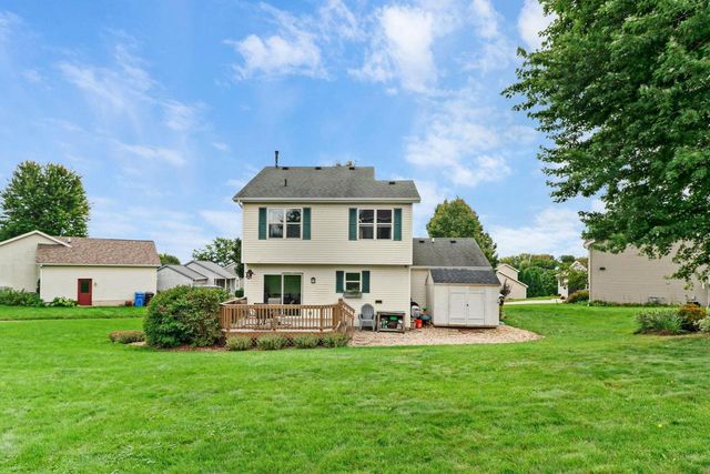 120 Terrace Court, Mount Horeb, WI 53572
