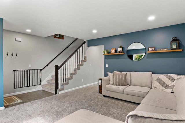 120 Terrace Court, Mount Horeb, WI 53572