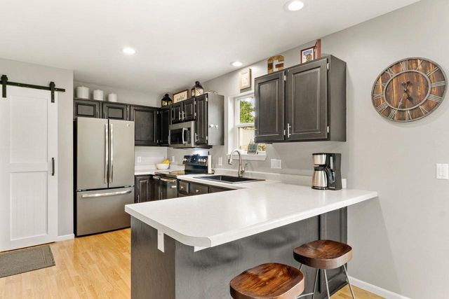 120 Terrace Court, Mount Horeb, WI 53572