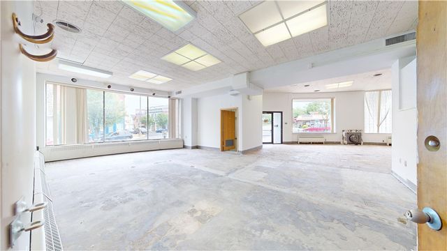 152 Grant Avenue, Vandergrift, PA 15690