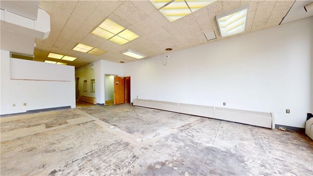 152 Grant Avenue, Vandergrift, PA 15690