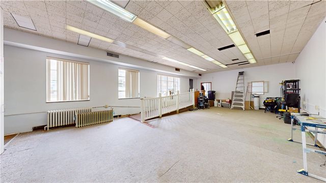 152 Grant Avenue, Vandergrift, PA 15690