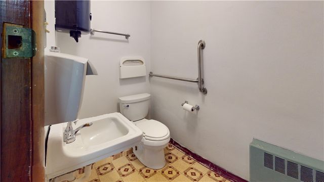 152 Grant Avenue, Vandergrift, PA 15690