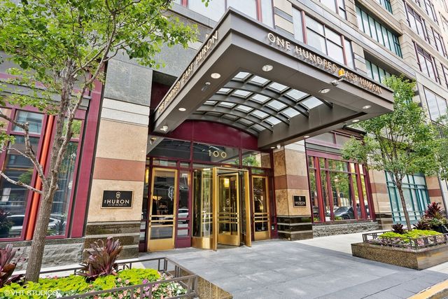 100 E Huron Street 3705, Chicago, IL 60611