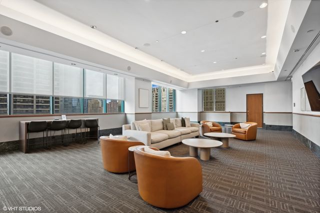 100 E Huron Street 3705, Chicago, IL 60611