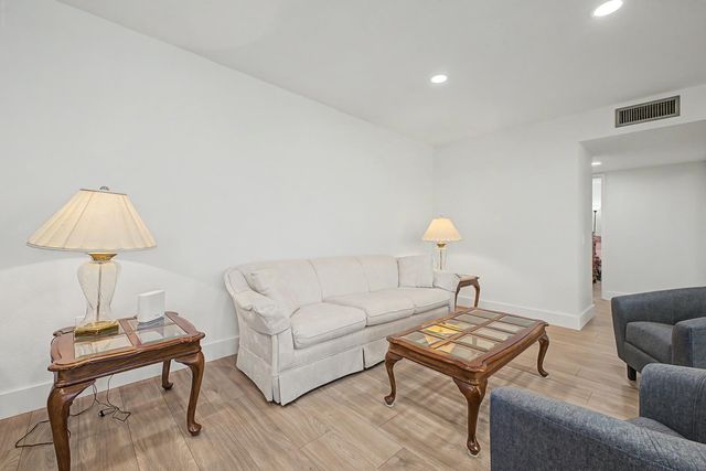 13222 W Kodiak Drive, Sun City West, AZ 85375