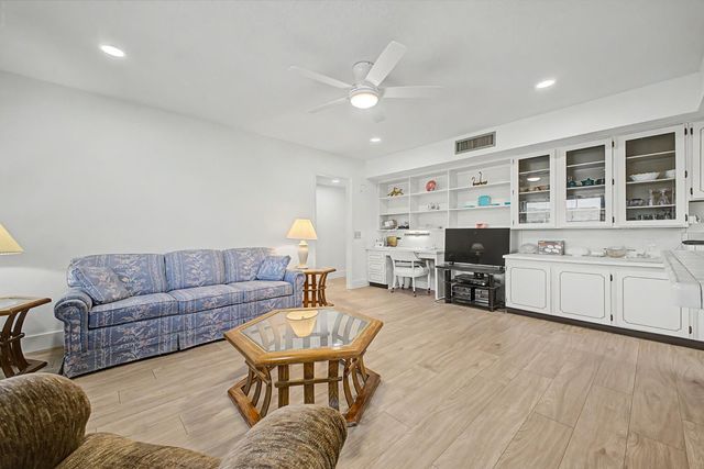 13222 W Kodiak Drive, Sun City West, AZ 85375
