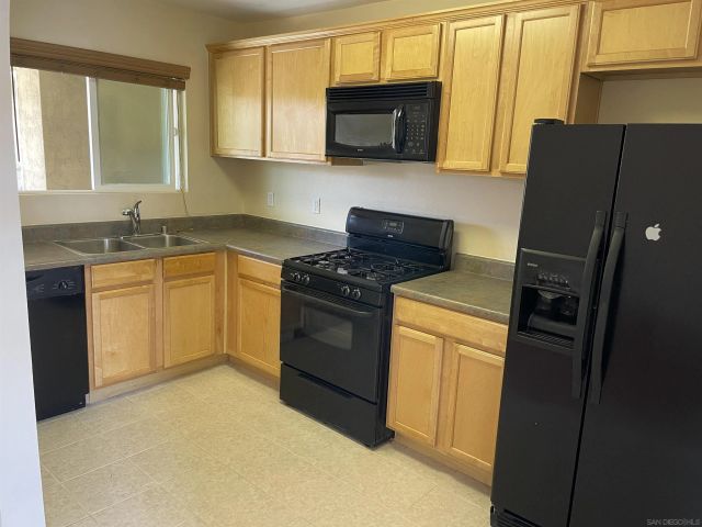 312 J Ave 67, National City, CA 91950