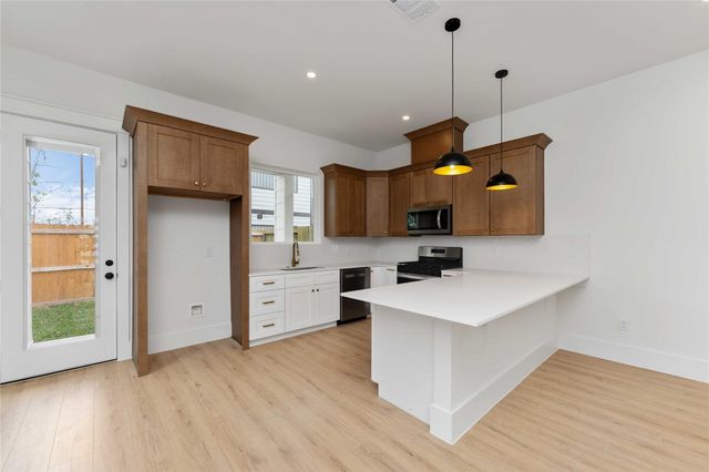 7817 Sandy Street A-B, Houston, TX 77028