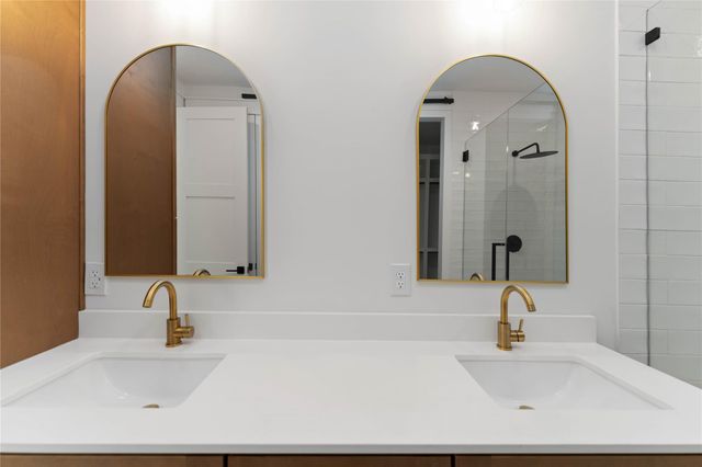 7817 Sandy Street A-B, Houston, TX 77028
