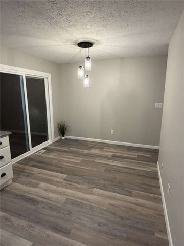 313 Linwood Dr, Evans City Boro, PA 16033