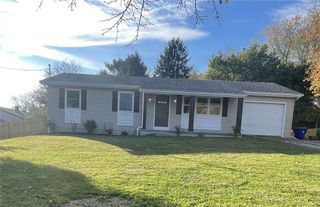 313 Linwood Dr, Evans City Boro, PA 16033