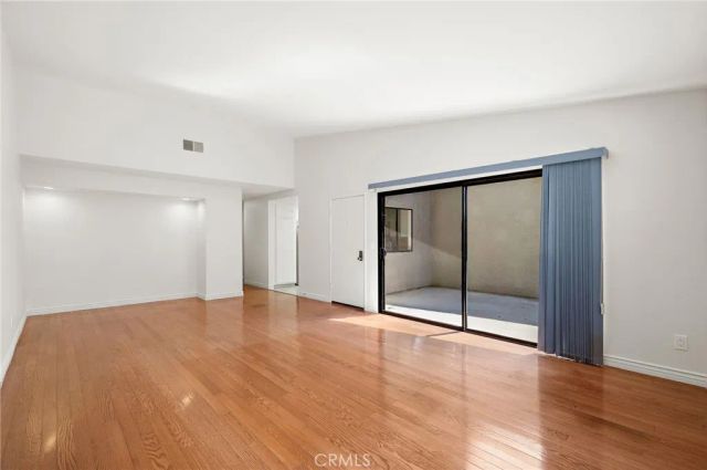 8932 Biscayne Court 1320E, Huntington Beach, CA 92646