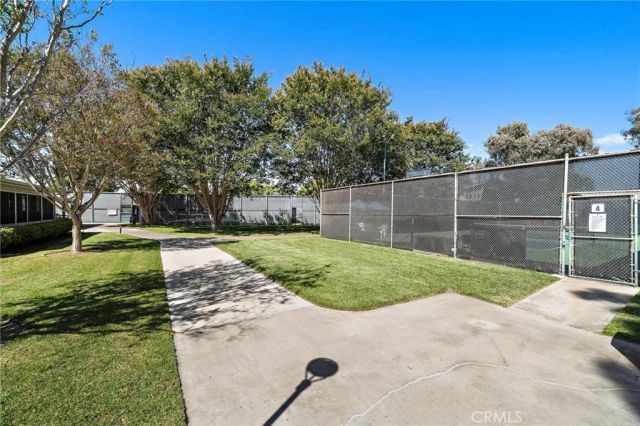 8932 Biscayne Court 1320E, Huntington Beach, CA 92646
