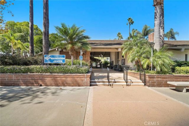 8932 Biscayne Court 1320E, Huntington Beach, CA 92646