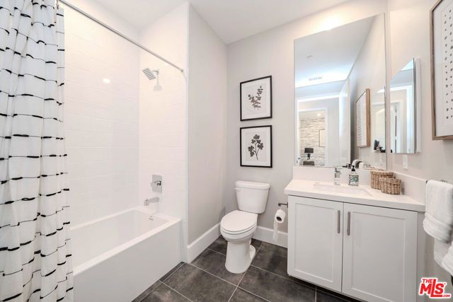 8900 Los Coyotes Court 130, Buena Park, CA 90621