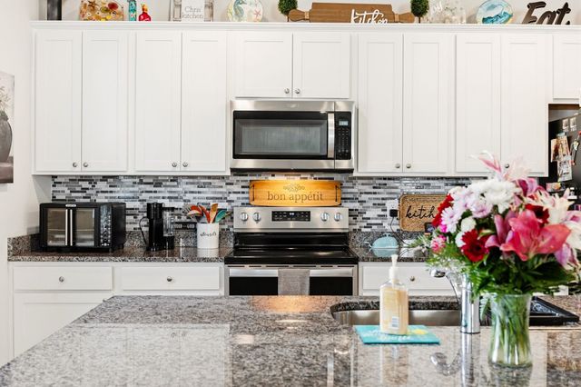 1800 Castlebay Dr., Conway, SC 29526