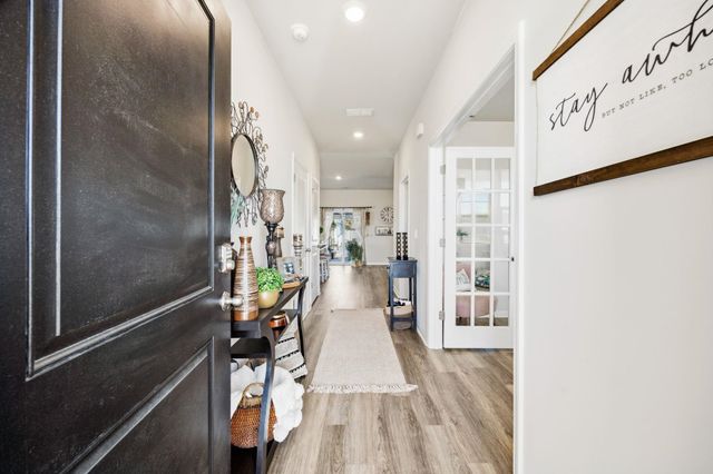 1800 Castlebay Dr., Conway, SC 29526