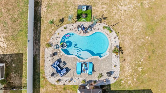 1800 Castlebay Dr., Conway, SC 29526