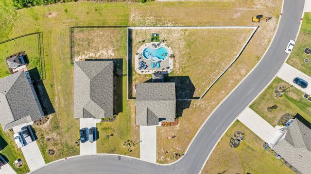 1800 Castlebay Dr., Conway, SC 29526