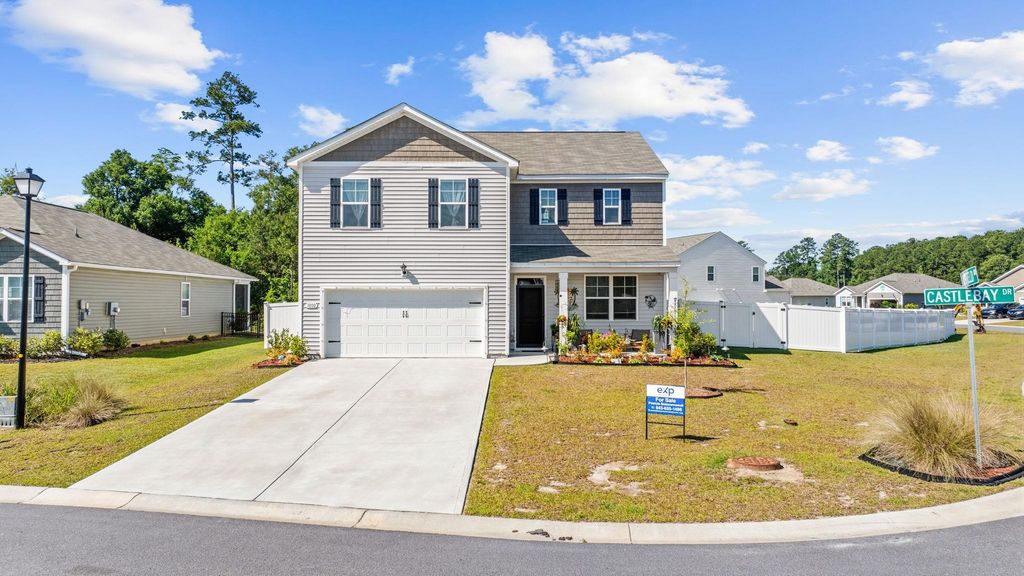 1800 Castlebay Dr., Conway, SC 29526