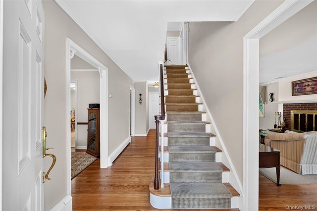 1 Woodland Drive, Pleasantville, NY 10570
