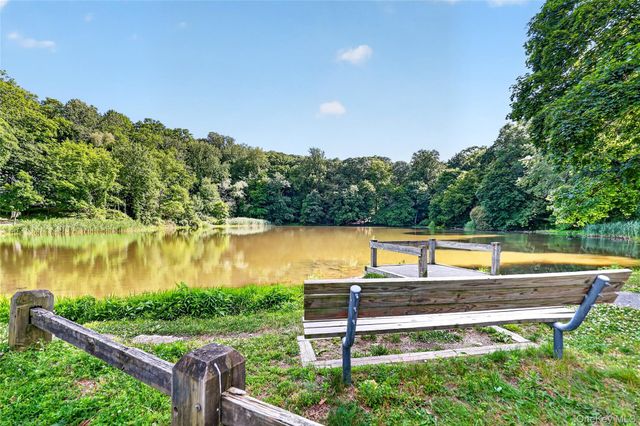 1 Woodland Drive, Pleasantville, NY 10570