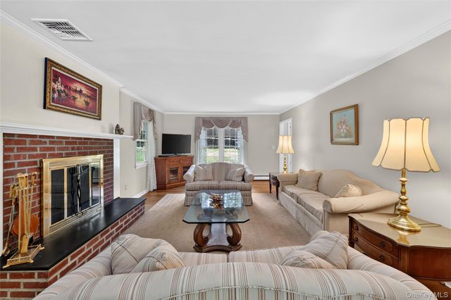 1 Woodland Drive, Pleasantville, NY 10570