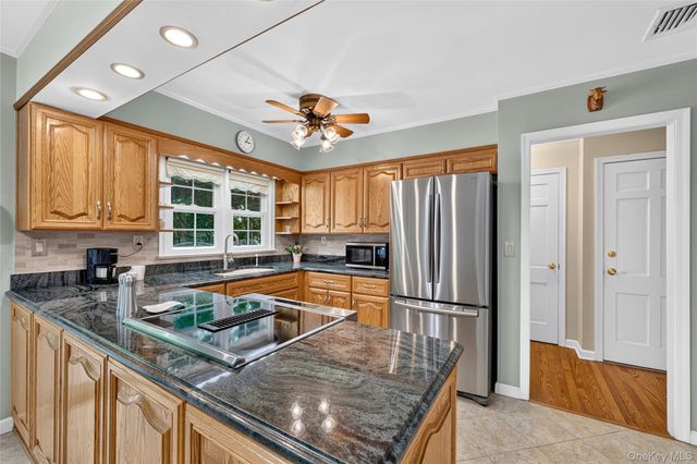 1 Woodland Drive, Pleasantville, NY 10570