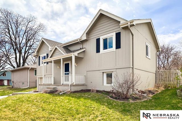 13609 W Street, Omaha, NE 68137